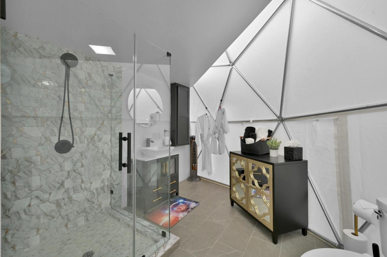Private Luxury Glamping Geo Dome W Hot Tub Hotel Coldspring Bagian luar foto